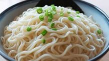 そうめんは栄養がない？真実と栄養バランスの工夫ポイント